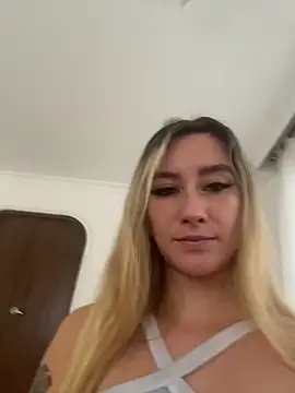 MaryDeniro online show from February 2026 04:36:01 PM