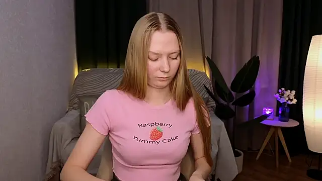 Snapshot of CarolynCohen__ chatting on January 2025 05:00:01 AM CarolynCohen online show from January 2025 05:00:01 AM