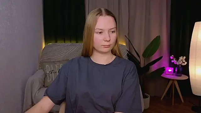 Snapshot of CarolynCohen__ chatting on January 2025 04:54:02 AM CarolynCohen online show from January 2025 04:54:02 AM