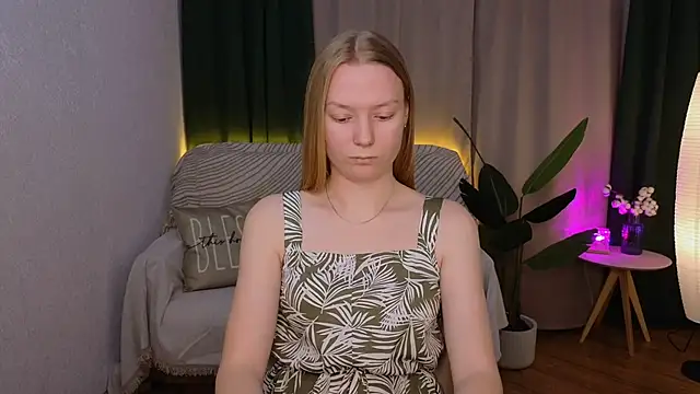 Snapshot of CarolynCohen__ chatting on January 2025 01:52:01 AM CarolynCohen online show from January 2025 01:52:01 AM