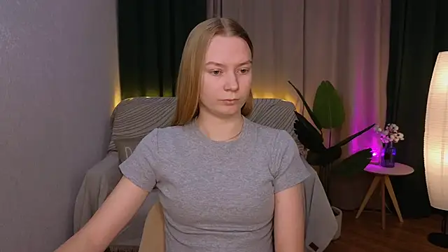 Snapshot of CarolynCohen__ chatting on February 2025 01:52:02 AM CarolynCohen online show from February 2025 01:52:02 AM