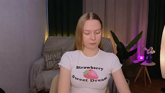 Snapshot of CarolynCohen__ chatting on February 2025 08:52:02 AM CarolynCohen online show from February 2025 08:52:02 AM