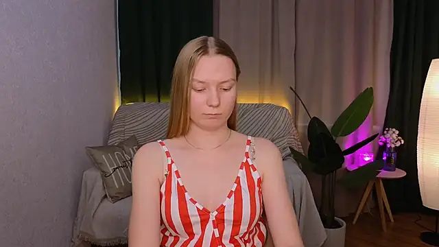 Snapshot of CarolynCohen__ chatting on February 2025 08:17:02 AM CarolynCohen online show from February 2025 08:17:02 AM