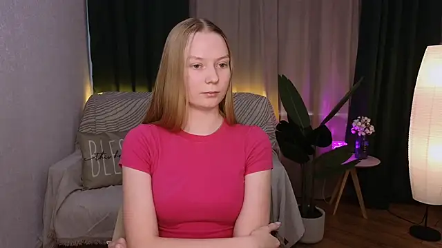 Snapshot of CarolynCohen__ chatting on February 2025 08:17:01 AM CarolynCohen online show from February 2025 08:17:01 AM