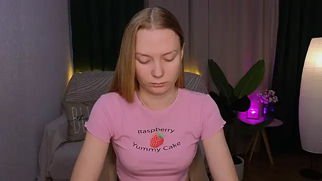 Snapshot of CarolynCohen__ chatting on February 2025 02:09:02 AM CarolynCohen online show from February 2025 02:09:02 AM