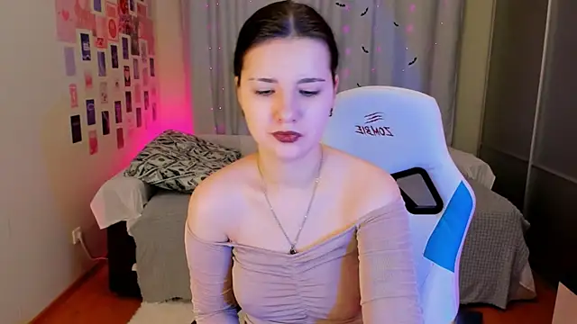 Vanessa Verona online show from February 2025 09:45:02 PM