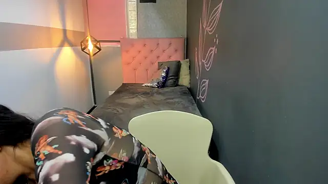 GiaFox  online show from February 2025 03:41:02 PM