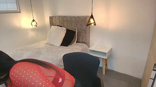 Snapshot of GiaFox_ chatting on April 2026 01:53:01 PM GiaFox online show from April 2026 01:53:01 PM