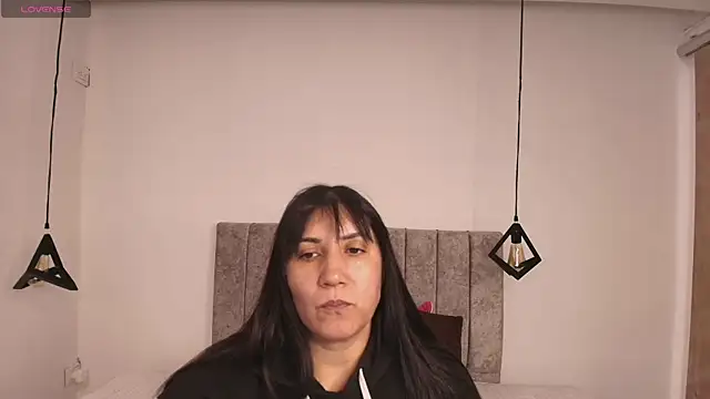 Snapshot of GiaFox_ chatting on April 2026 08:13:02 PM GiaFox online show from April 2026 08:13:02 PM