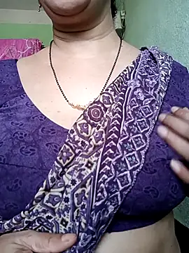 Snapshot of Rosy-B chatting on April 2026 09:56:02 AM Rosy-B online show from April 2026 09:56:02 AM