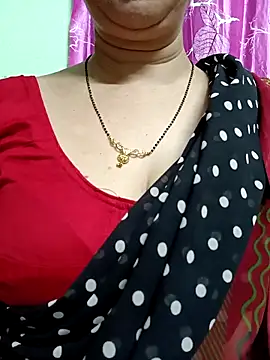 Snapshot of Rosy-B chatting on April 2026 09:39:01 PM Rosy-B online show from April 2026 09:39:01 PM