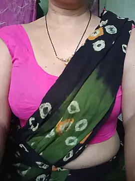 Snapshot of Rosy-B chatting on May 2026 11:55:01 PM Rosy-B online show from May 2026 11:55:01 PM