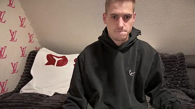 Cookieboy88 online show from January 2025 05:18:01 PM