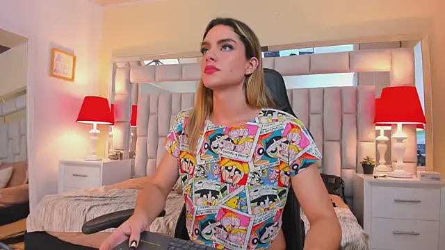 mariiahneedles online show from December 2024 03:55:02 AM