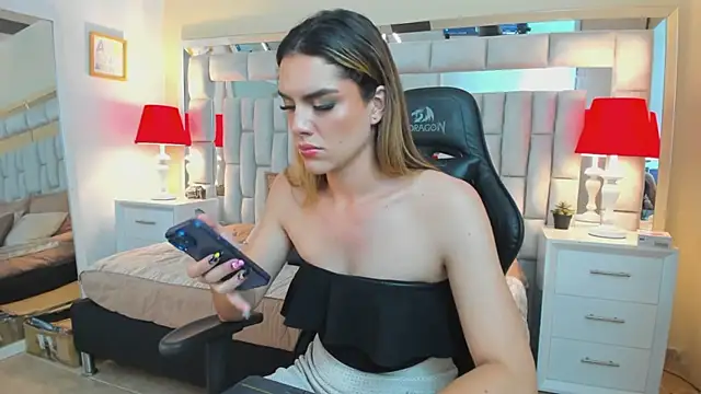 mariiahneedles online show from January 2025 04:39:02 AM