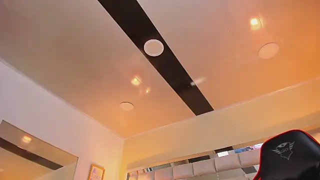 mariiahneedles online show from February 2025 06:40:01 AM