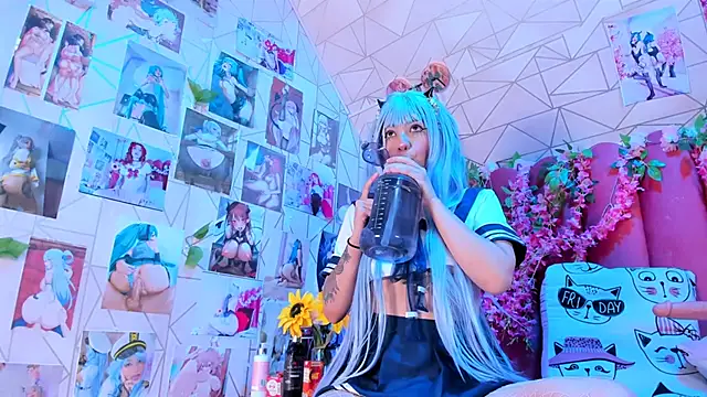 Snapshot of Alicebenett chatting on September 2025 08:35:02 PM Alicebenett online show from September 2025 08:35:02 PM