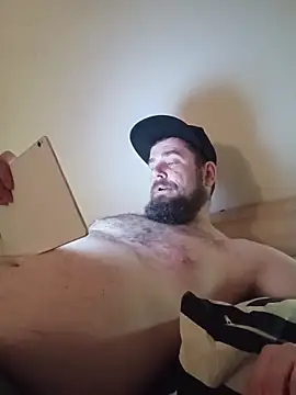 Snapshot of machobear87 chatting on March 2026 08:26:01 PM machobear87 online show from March 2026 08:26:01 PM