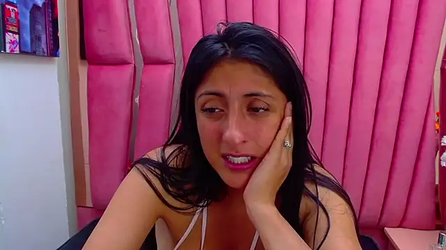 Snapshot of Cameron_cutte chatting on January 2025 09:56:02 AM Cameron cutte online show from January 2025 09:56:02 AM