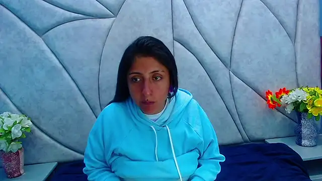 Snapshot of Cameron_cutte chatting on January 2025 02:48:01 AM Cameron cutte online show from January 2025 02:48:01 AM