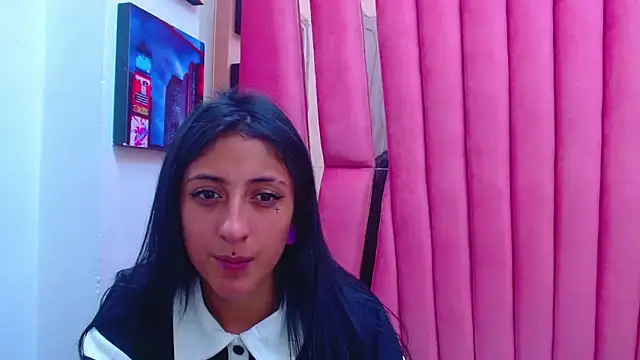 Snapshot of Cameron_cutte chatting on February 2025 09:24:01 AM Cameron cutte online show from February 2025 09:24:01 AM