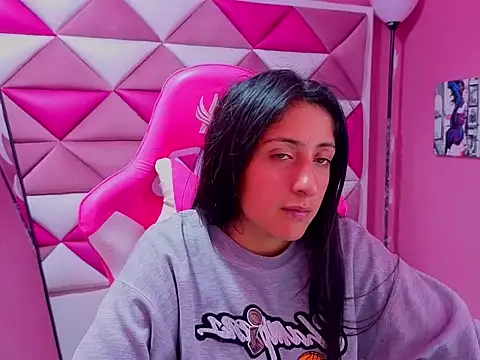 Snapshot of Cameron_cutte chatting on September 2025 02:35:02 AM Cameron cutte online show from September 2025 02:35:02 AM