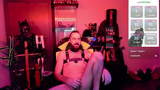 Snapshot of samaelO69 chatting on December 2024 04:04:02 AM samaelO69 online show from December 2024 04:04:02 AM