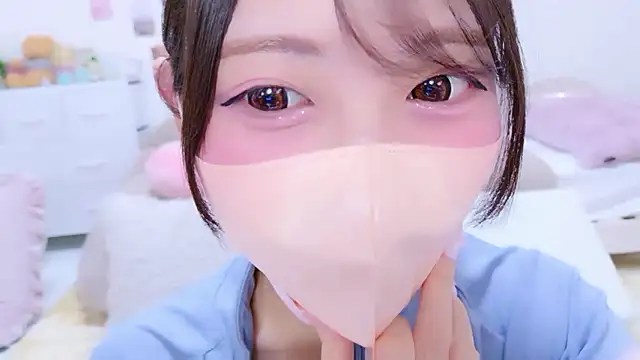 Snapshot of Suzu_ch_xx chatting on June 2026 01:57:02 PM Suzu ch xx online show from June 2026 01:57:02 PM