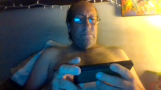 Snapshot of hornyrich69 chatting on July 2026 04:06:02 AM hornyrich69 online show from July 2026 04:06:02 AM