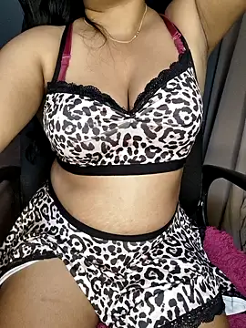Snapshot of Loveshash1 chatting on June 2026 05:16:02 AM Loveshash1 online show from June 2026 05:16:02 AM