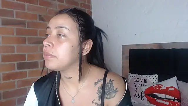 Snapshot of salome__hills1 chatting on January 2026 07:50:02 PM salome hills1 online show from January 2026 07:50:02 PM