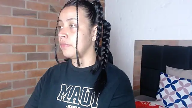 Snapshot of salome__hills1 chatting on February 2026 06:52:02 PM salome hills1 online show from February 2026 06:52:02 PM