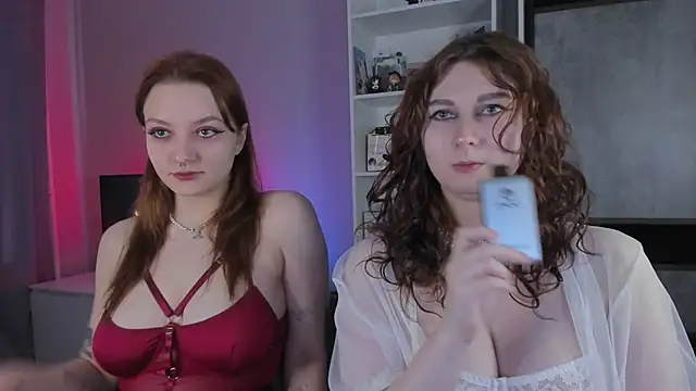 Snapshot of Goddess-Rose chatting on May 2026 04:47:02 PM Goddess-Rose online show from May 2026 04:47:02 PM