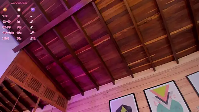 Snapshot of IzzyWild chatting on February 2025 03:14:01 PM IzzyWild online show from February 2025 03:14:01 PM