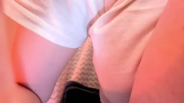 Snapshot of Britney_Ross chatting on April 2026 02:42:01 AM Britney Ross online show from April 2026 02:42:01 AM