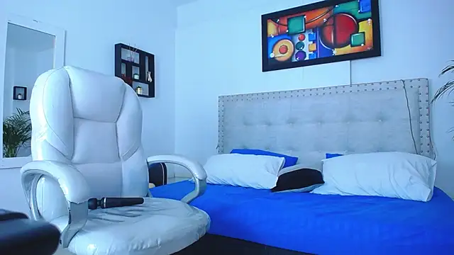 Chiqui milk  online show from February 2025 05:26:01 AM