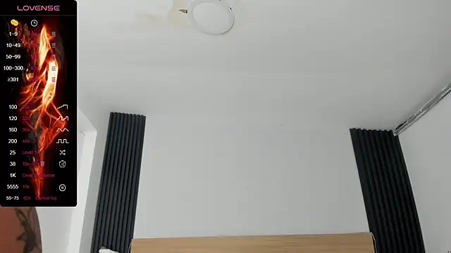 Chiqui milk  online show from November 2025 07:03:01 PM