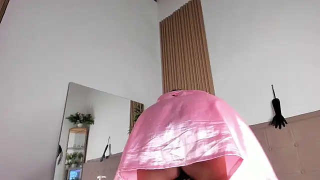 Snapshot of Natasha__Sccott chatting on March 2025 01:37:01 AM Natasha Sccott online show from March 2025 01:37:01 AM