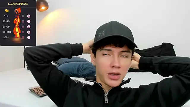 Snapshot of badboy_one_ chatting on January 2025 01:03:02 PM badboy one online show from January 2025 01:03:02 PM