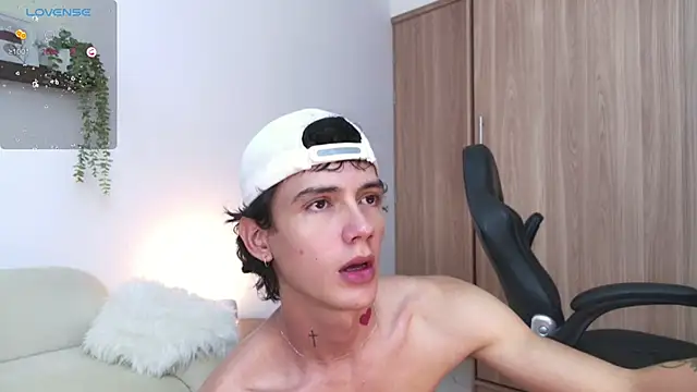 Snapshot of badboy_one_ chatting on September 2025 08:35:01 PM badboy one online show from September 2025 08:35:01 PM