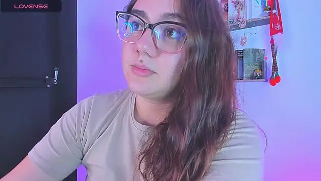 Snapshot of isarhodes_ chatting on December 2024 10:13:02 PM isarhodes  online show from December 2024 10:13:02 PM