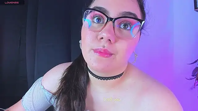 Snapshot of isarhodes_ chatting on January 2025 10:24:01 PM isarhodes  online show from January 2025 10:24:01 PM