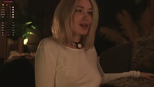 LinaKinky online show from December 2024 12:06:02 PM