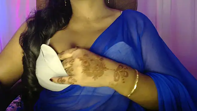 Snapshot of Prita07 chatting on October 2025 01:44:01 PM Prita07 online show from October 2025 01:44:01 PM