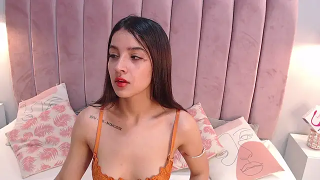 Snapshot of LeenaBrown chatting on February 2025 12:55:01 PM LeenaBrown online show from February 2025 12:55:01 PM