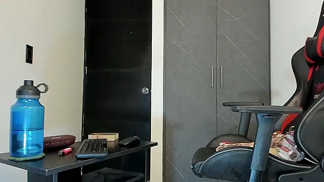 sergiio mesa27 online show from December 2024 03:06:01 PM