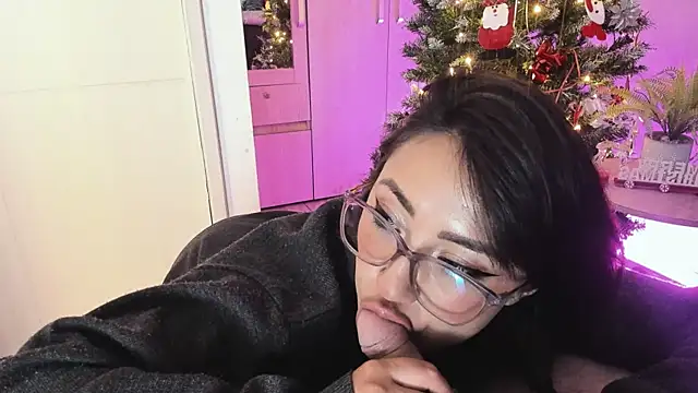 Snapshot of Hot_Couple666 chatting on January 2025 04:01:01 AM Hot Couple666 online show from January 2025 04:01:01 AM