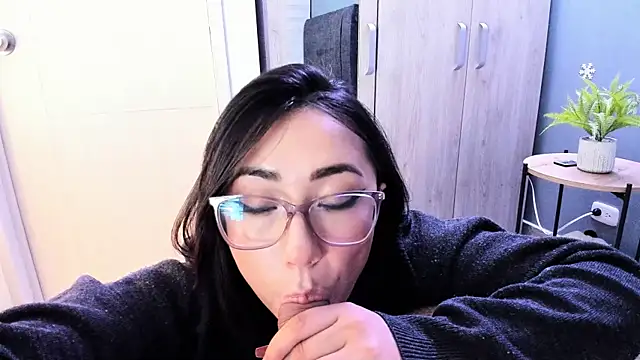 Snapshot of Hot_Couple666 chatting on March 2025 01:48:02 AM Hot Couple666 online show from March 2025 01:48:02 AM