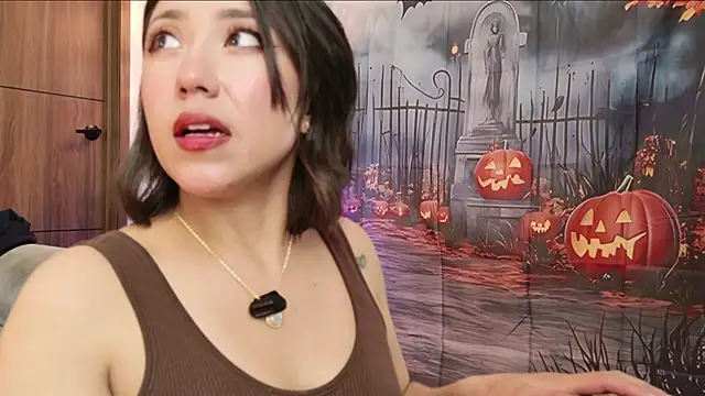 Snapshot of Hot_Couple666 chatting on October 2025 06:06:02 PM Hot Couple666 online show from October 2025 06:06:02 PM