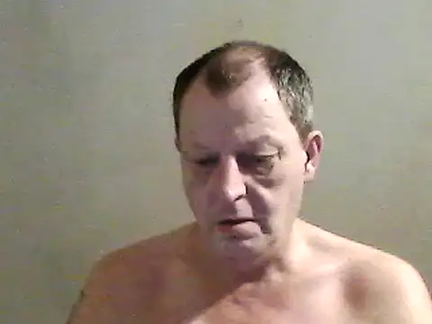 Snapshot of chubbybear2cum chatting on February 2025 04:43:01 PM chubbybear2cum online show from February 2025 04:43:01 PM